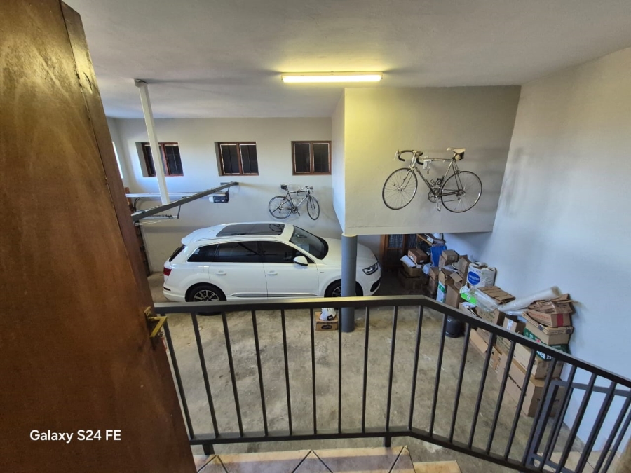 5 Bedroom Property for Sale in Cashan North West